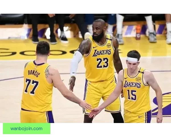 湖人今夏面临抉择老詹孤军奋战能否获五年顶薪